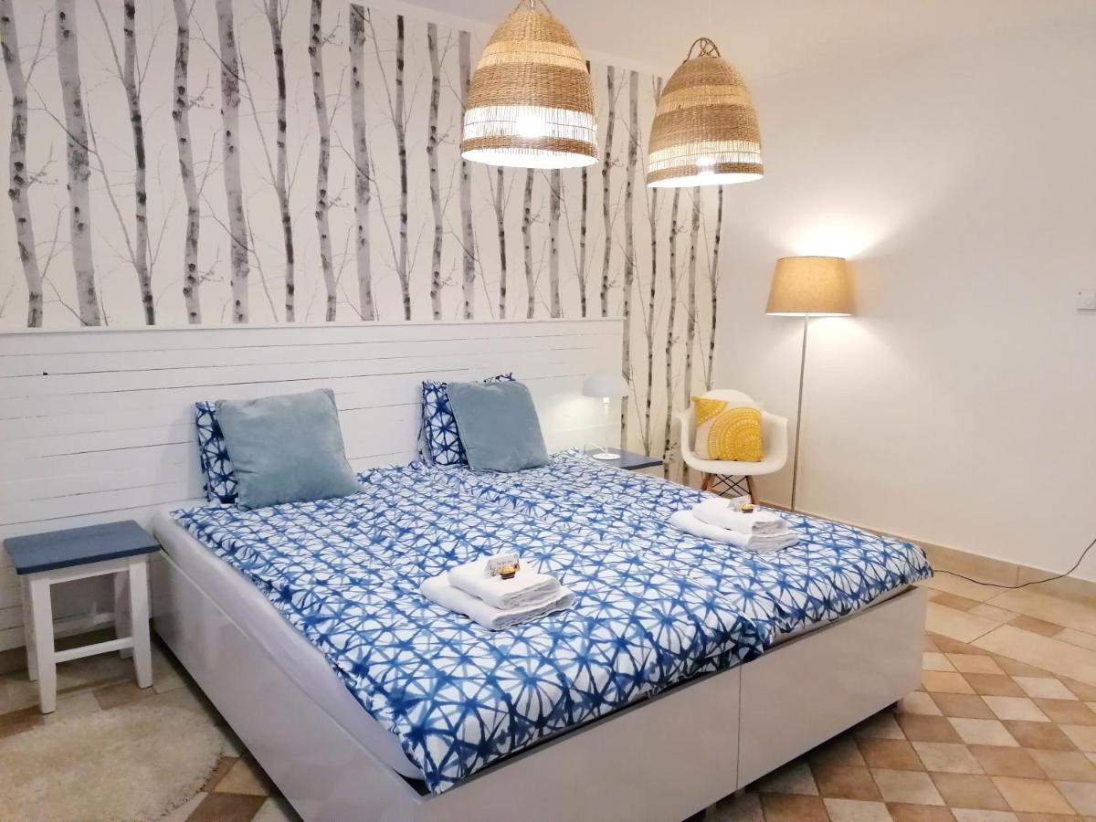 Jaszbereny Boutique Room Exteriör bild